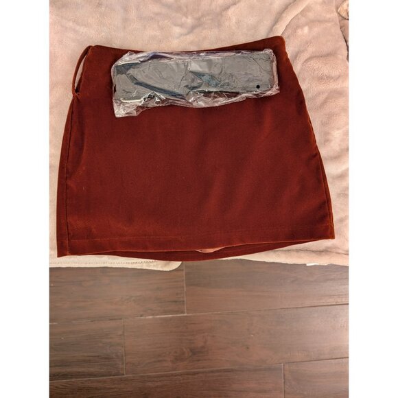 #211 Crocodile Belted Velvet Mini Skirt (Brown) - Picture 2 of 2